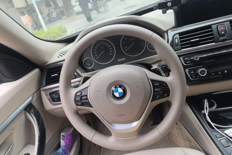Used BMW 3 Series GT 2013 328i Sport Design Package Steering Wheel