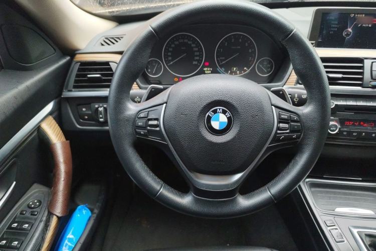 Used BMW 3 Series GT 2013 328i Sport Design Package Steering Wheel