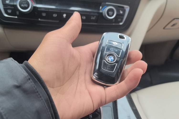Used BMW 3 Series GT 2013 328i Sport Design Package Vehicle Key