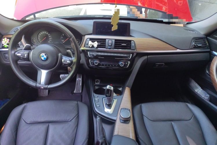 Used BMW 3 Series GT 2013 320i Sport Design Package Center Console