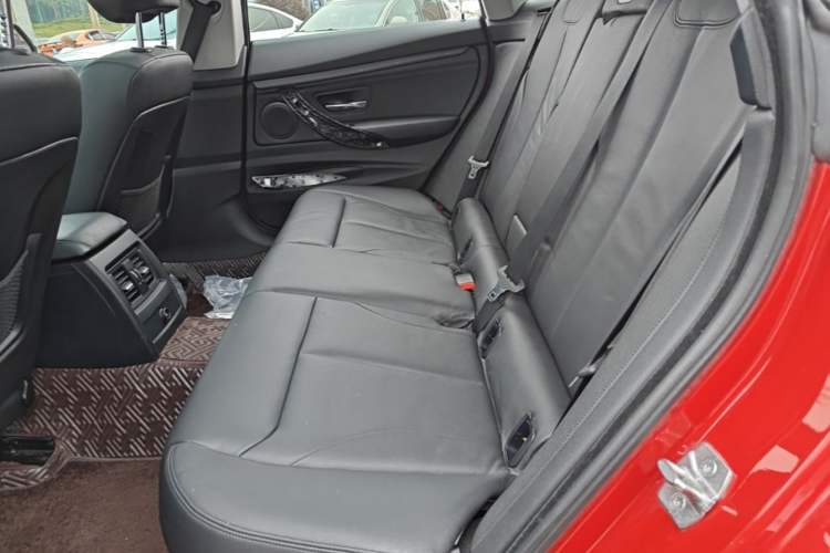 Used BMW 3 Series GT 2013 320i Leading Model Left Rear Seat