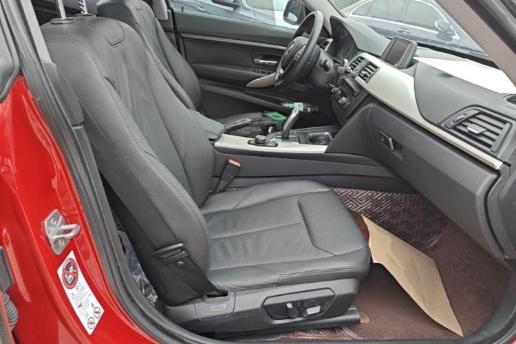 Used BMW 3 Series GT 2013 320i Leading Model Right Front Seat