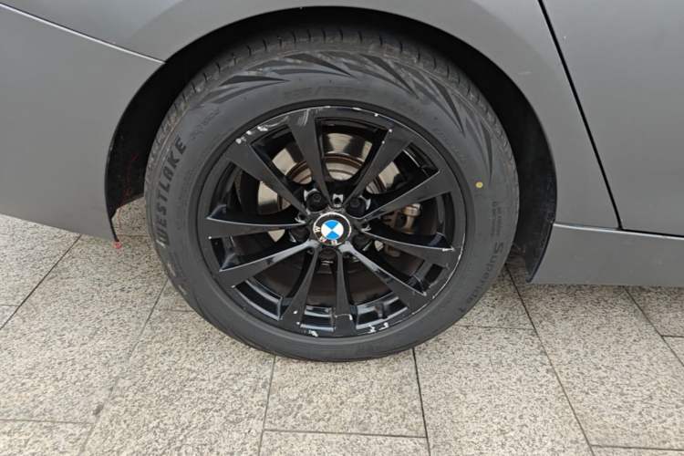 Used BMW 3 Series GT 2013 320i Leading Model Right Rear Wheel Hub