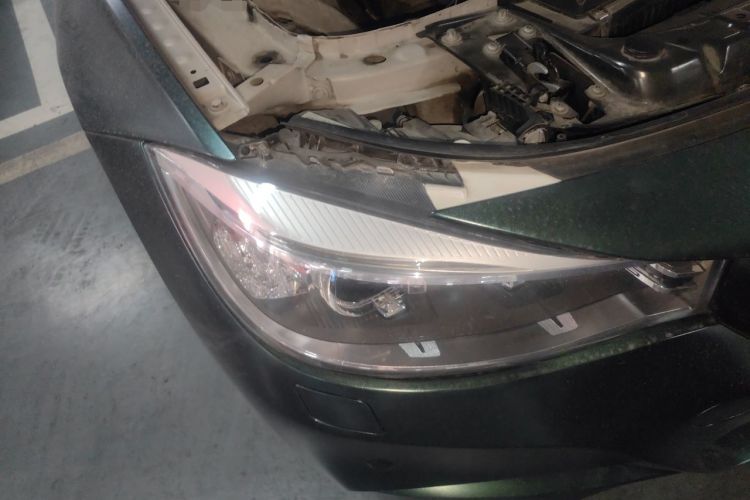 Used BMW 3 Series GT 2013 320i Sport Design Package Right Front Headlight