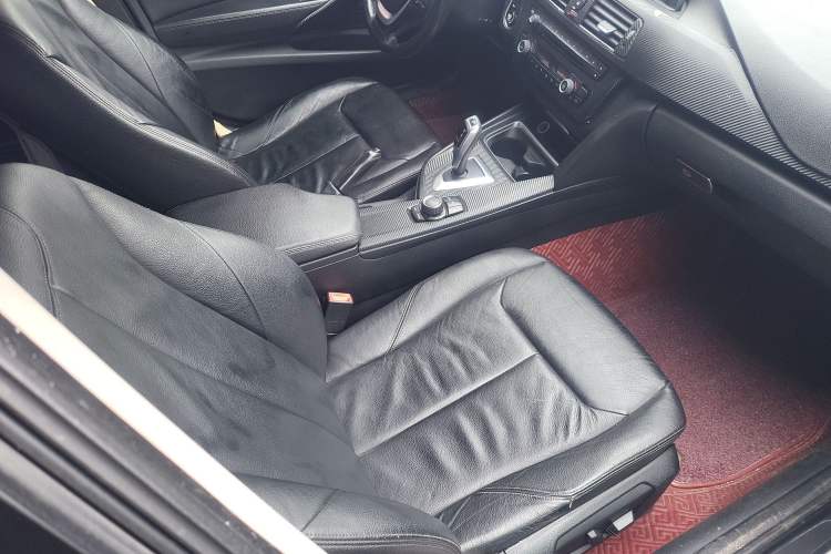 Used BMW 3 Series GT 2013 320i Leading Model Right Front Seat