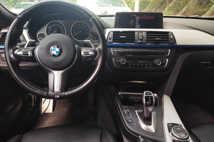 Used BMW 3 Series GT 2013 328i Sport Design Package Center Console