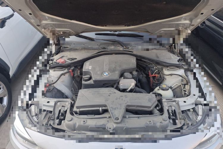Used BMW 3 Series GT 2013 320i Leading Model Engine Bay