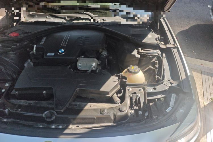 Used BMW 3 Series GT 2013 328i Sport Design Package Engine Bay Left