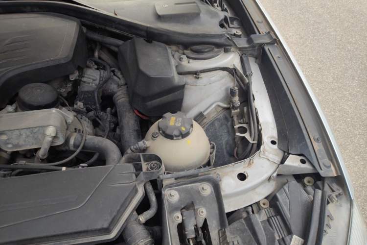 Used BMW 3 Series GT 2013 328i Sport Design Package Engine Bay Left