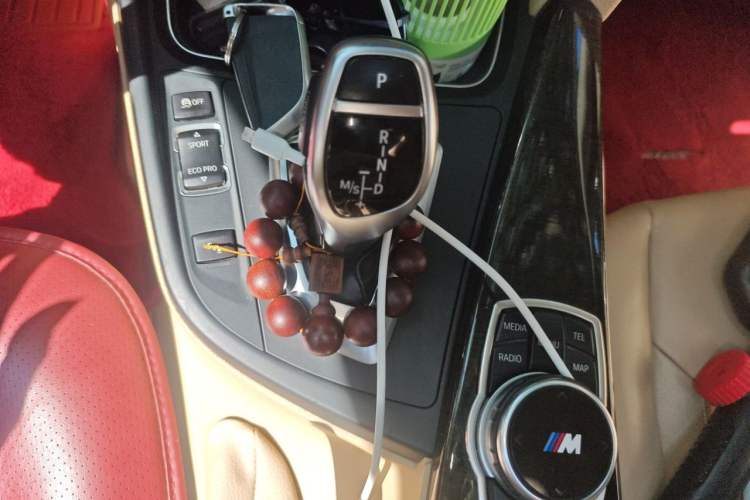 Used BMW 3 Series GT 2013 328i Sport Design Package Gear Lever