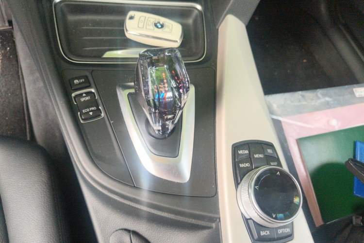 Used BMW 3 Series GT 2013 320i Leading Model Gear Lever