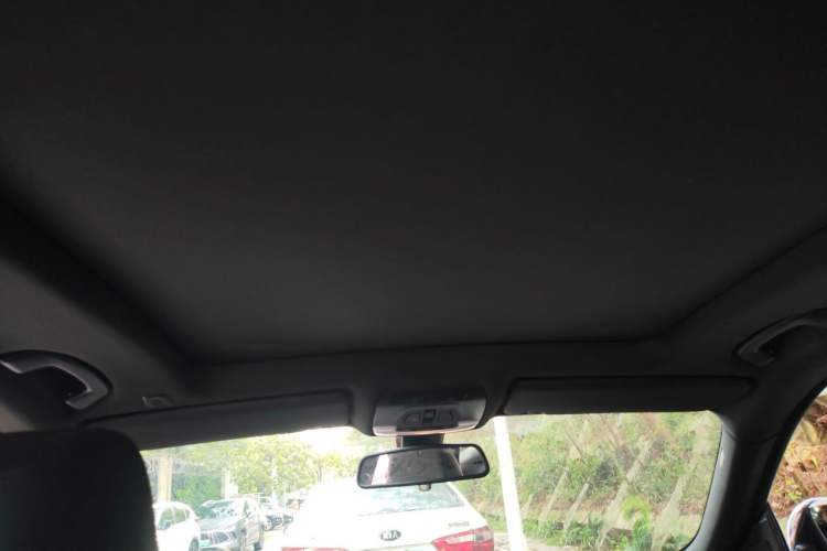 Used BMW 3 Series GT 2013 328i Sport Design Package Headliner