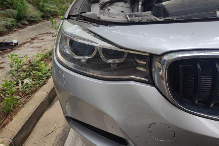 Used BMW 3 Series GT 2013 328i Sport Design Package Right Front Headlight