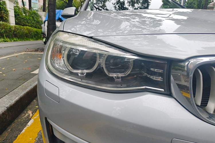 Used BMW 3 Series GT 2013 320i Sport Design Package Right Front Headlight