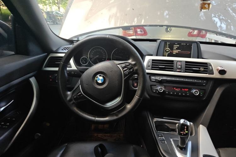 Used BMW 3 Series GT 2013 320i Leading Model Steering Wheel