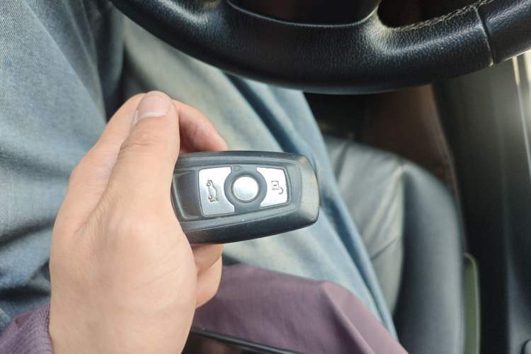 Used BMW 3 Series GT 2013 320i Leading Model Vehicle Key