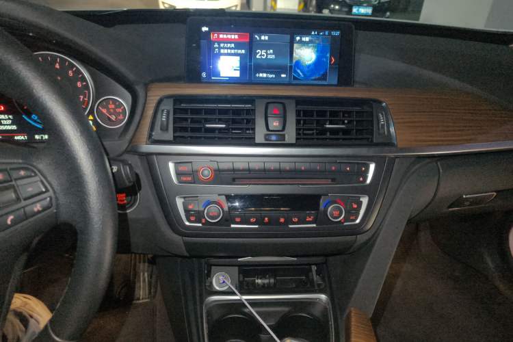 Used BMW 3 Series GT 2013 320i Sport Design Package Audio And AC Panel