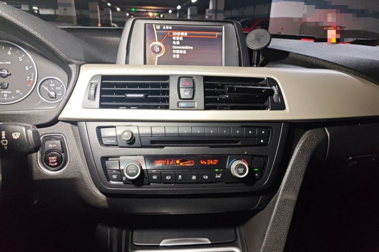 Used BMW 3 Series GT 2013 320i Leading Model Audio And AC Panel