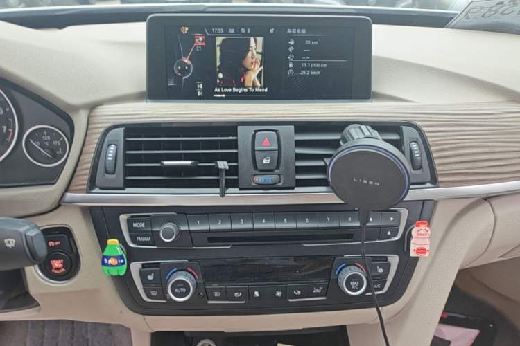 Used BMW 3 Series GT 2013 320i Sport Design Package Audio And AC Panel