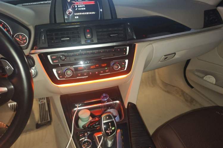 Used BMW 3 Series GT 2013 328i Sport Design Package Audio And AC Panel