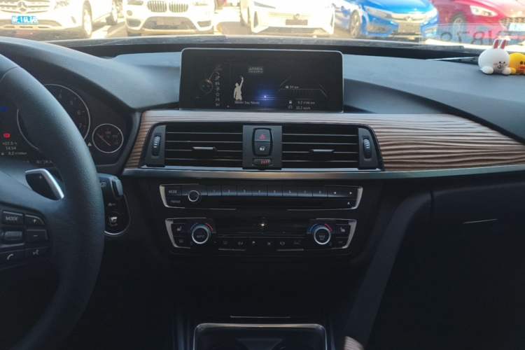 Used BMW 3 Series GT 2013 328i Sport Design Package Audio And AC Panel