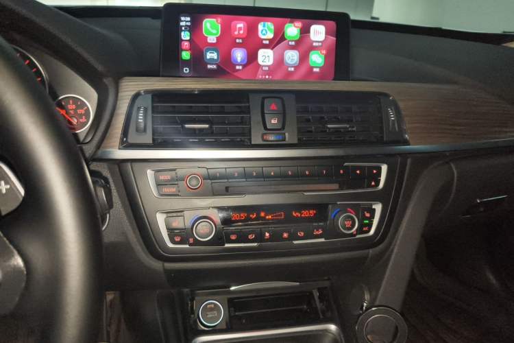 Used BMW 3 Series GT 2013 320i Sport Design Package Audio And AC Panel
