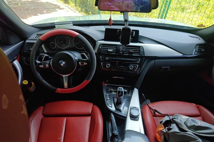 Used BMW 3 Series GT 2013 328i Sport Design Package Center Console
