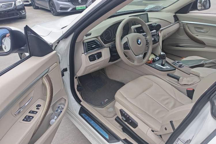 Used BMW 3 Series GT 2013 320i Sport Design Package Driver Seat