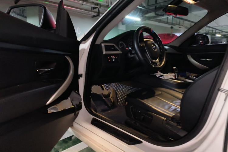 Used BMW 3 Series GT 2013 320i Leading Model Driver Seat