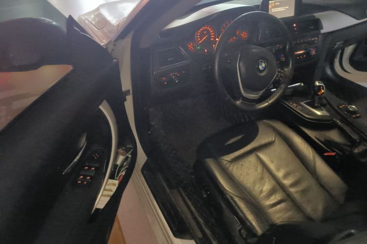 Used BMW 3 Series GT 2013 320i Leading Model Driver Seat