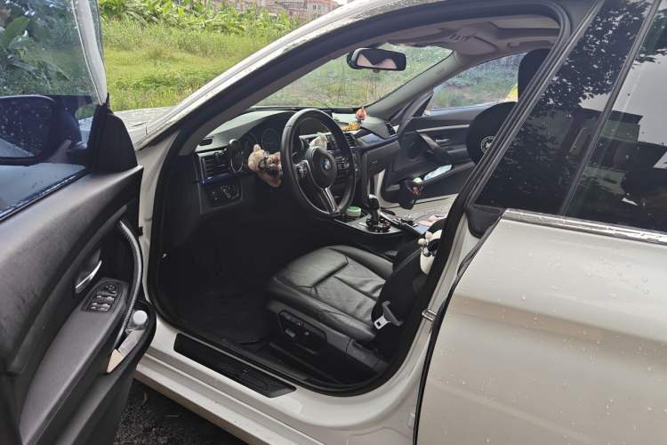 Used BMW 3 Series GT 2013 320i Leading Model Driver Seat