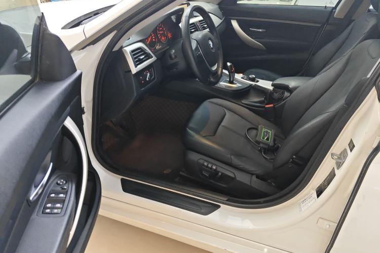 Used BMW 3 Series GT 2013 320i Leading Model Driver Seat