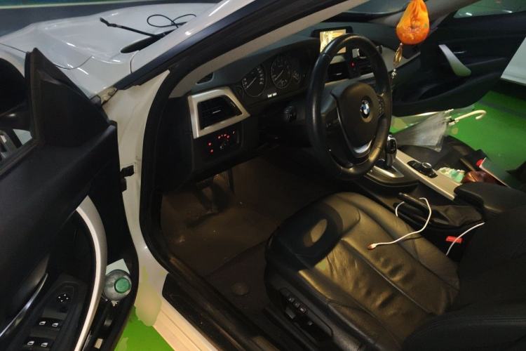 Used BMW 3 Series GT 2013 320i Leading Model Driver Seat
