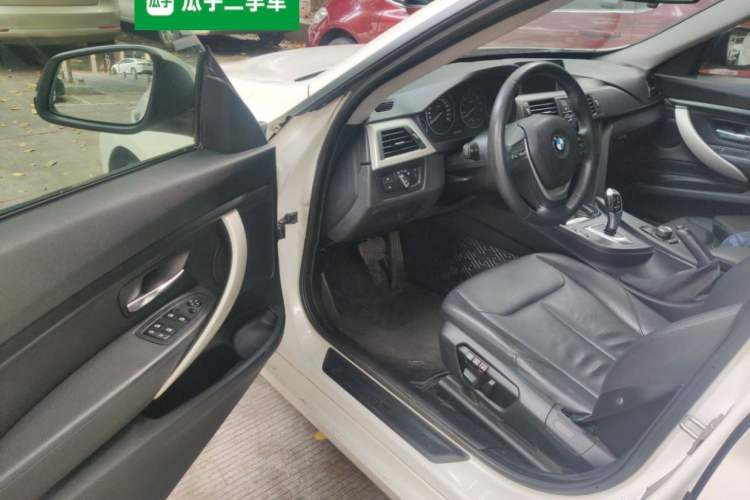 Used BMW 3 Series GT 2013 320i Leading Model Driver Seat