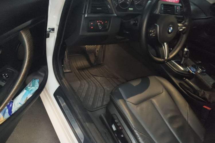 Used BMW 3 Series GT 2013 320i Sport Design Package Driver Seat