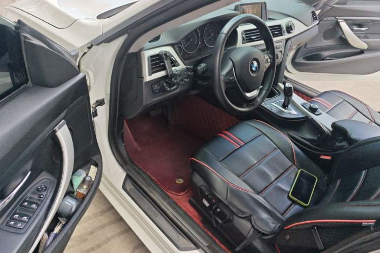 Used BMW 3 Series GT 2013 320i Leading Model Driver Seat