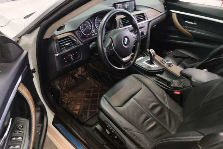 Used BMW 3 Series GT 2013 328i Sport Design Package Driver Seat