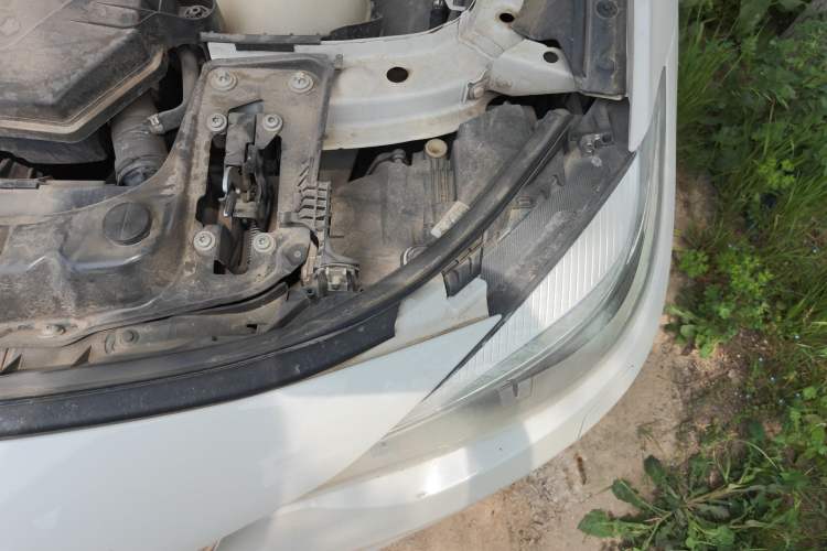 Used BMW 3 Series GT 2013 320i Leading Model Engine Bay Left