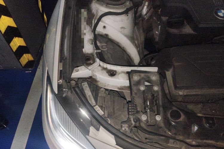 Used BMW 3 Series GT 2013 320i Leading Model Engine Bay Right