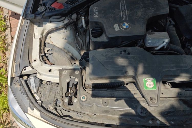 Used BMW 3 Series GT 2013 328i Sport Design Package Engine Bay Right