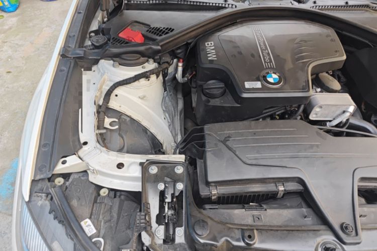 Used BMW 3 Series GT 2013 328i Sport Design Package Engine Bay Right