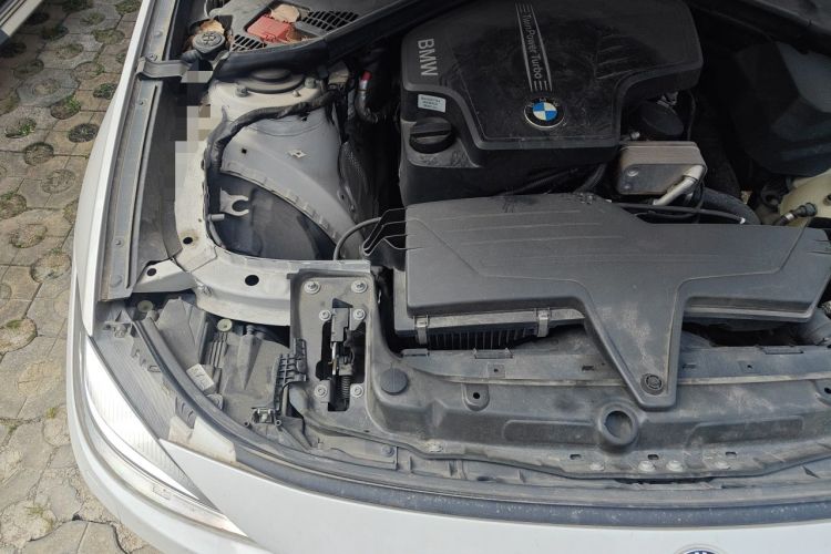 Used BMW 3 Series GT 2013 328i Sport Design Package Engine Bay Right