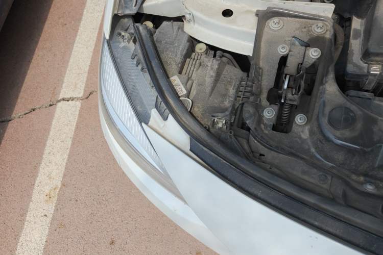 Used BMW 3 Series GT 2013 320i Leading Model Engine Bay Right