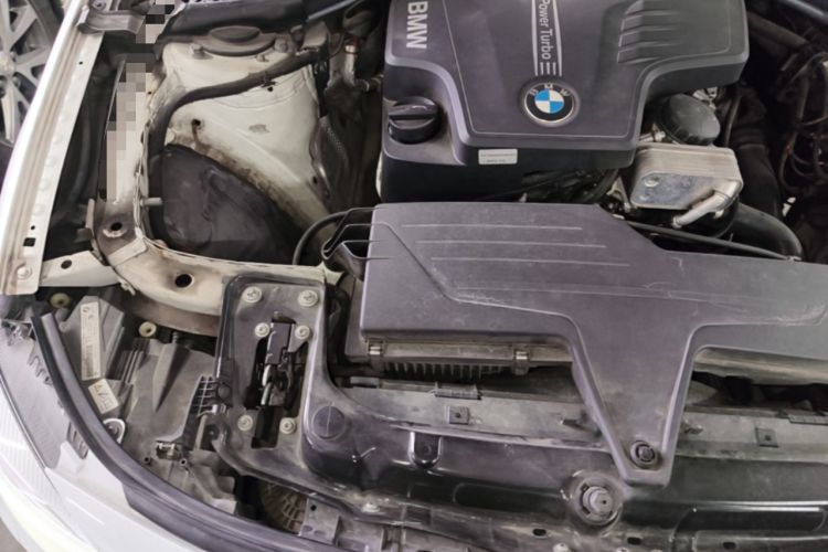 Used BMW 3 Series GT 2013 328i Sport Design Package Engine Bay Right