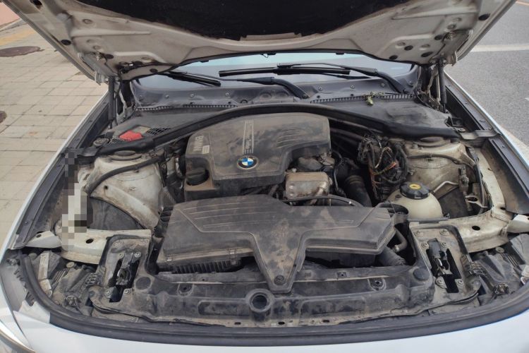 Used BMW 3 Series GT 2013 328i Sport Design Package Engine Bay