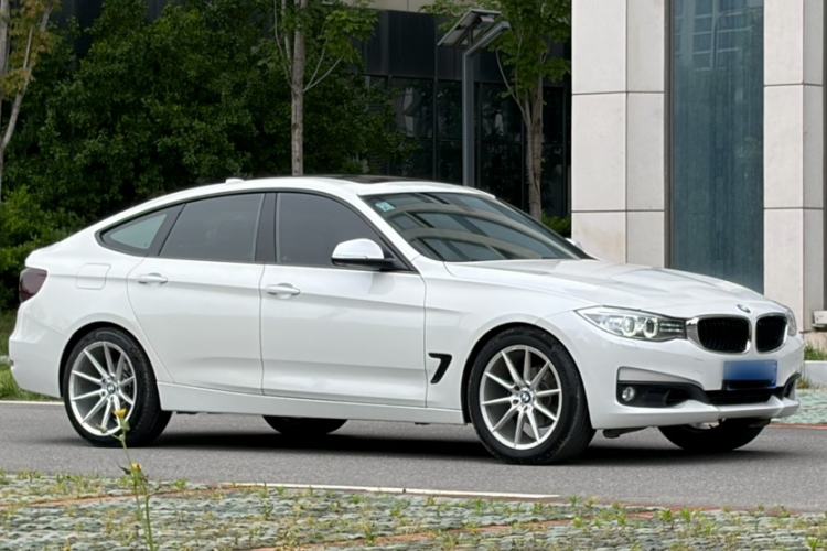 Used BMW 3 Series GT 2013 320i Leading Model Exterior 2