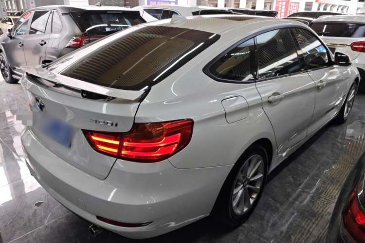 Used BMW 3 Series GT 2013 320i Leading Model Exterior 5