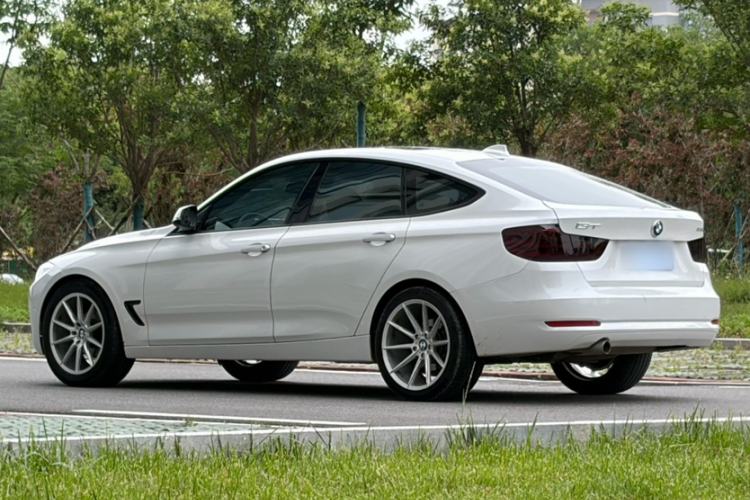 Used BMW 3 Series GT 2013 320i Leading Model Exterior 6