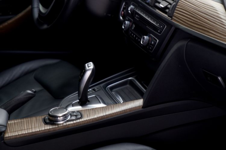 Used BMW 3 Series GT 2013 320i Sport Design Package Exterior 8