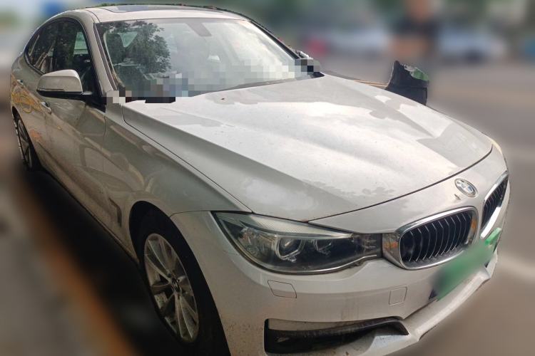 Used BMW 3 Series GT 2013 320i Leading Model Front Right 45 Deg